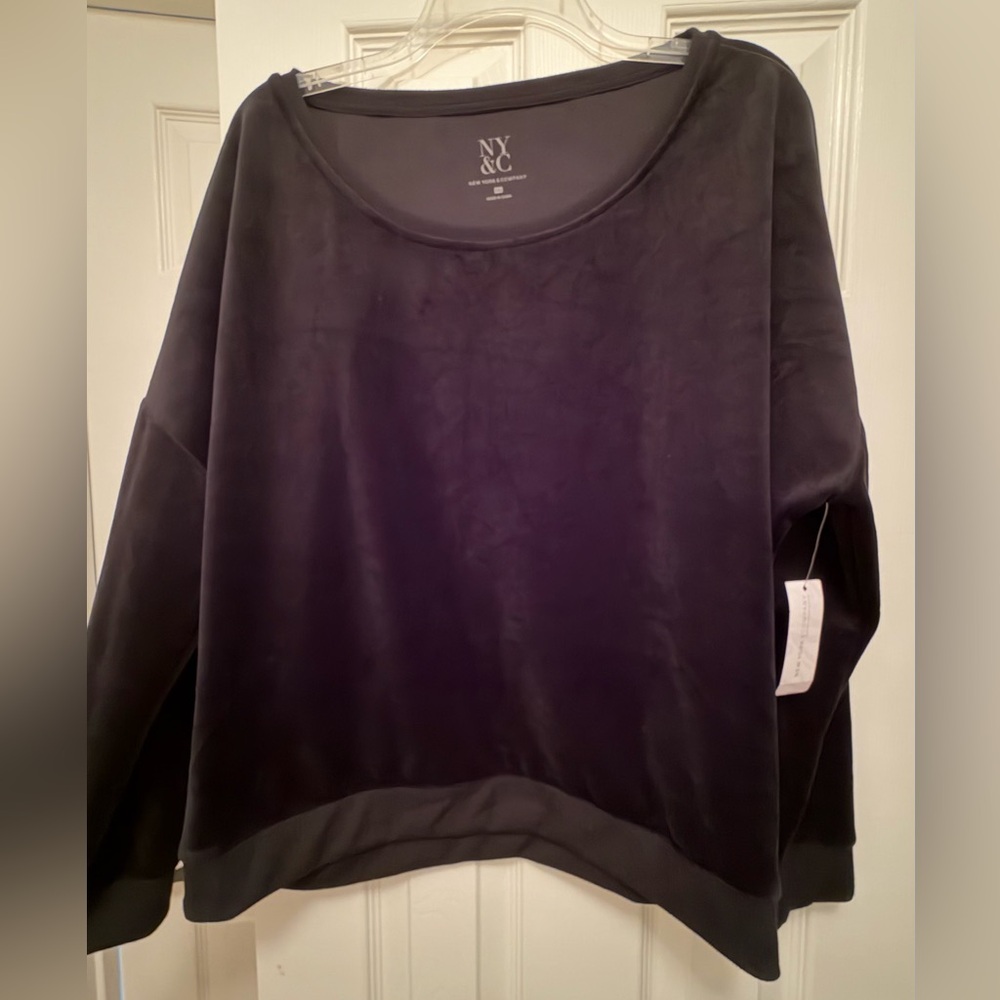 New York & Company Sweatshirt new with tags